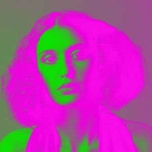 Meet your Posher, Adele